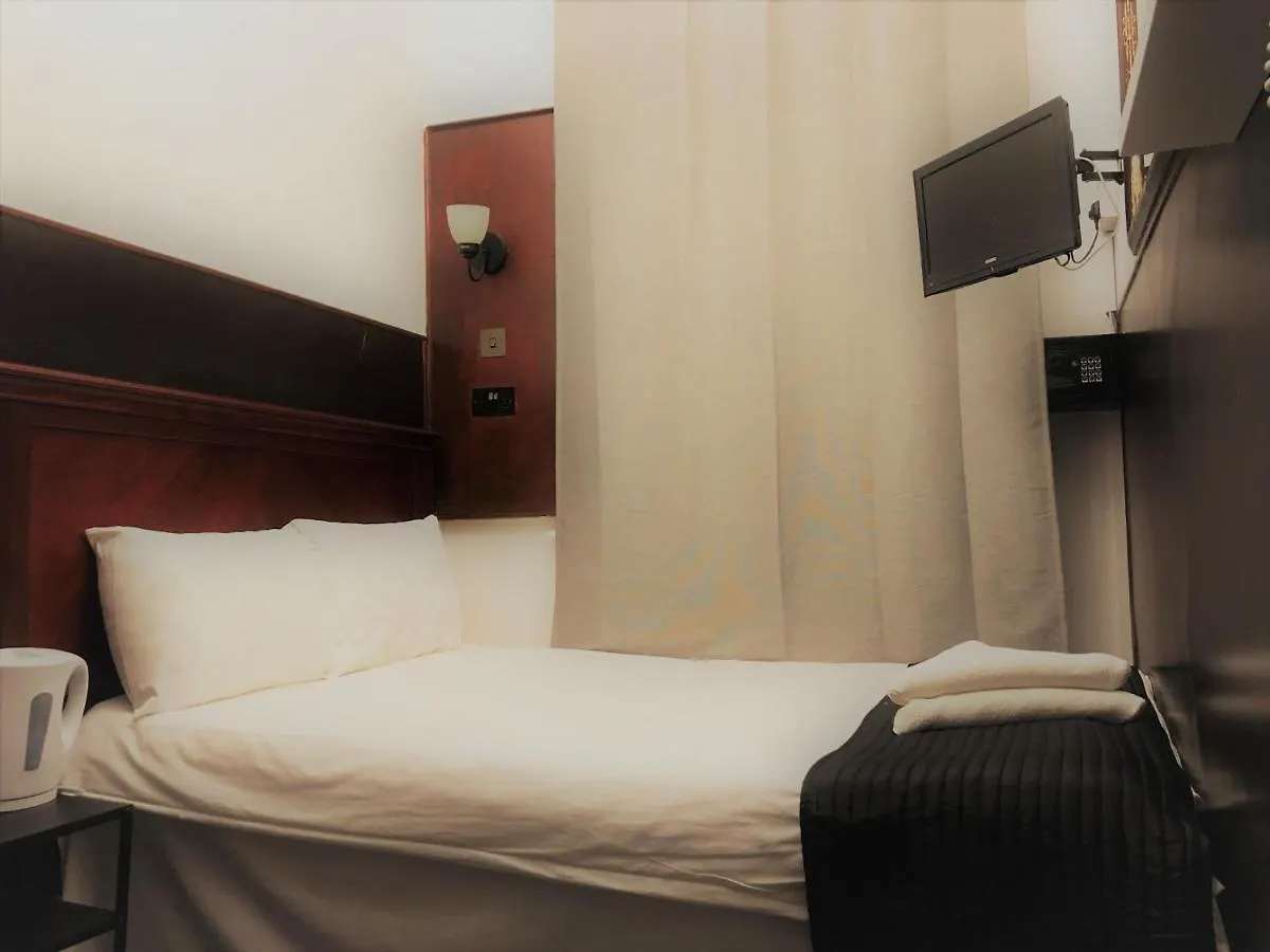 Plaza London Hotel